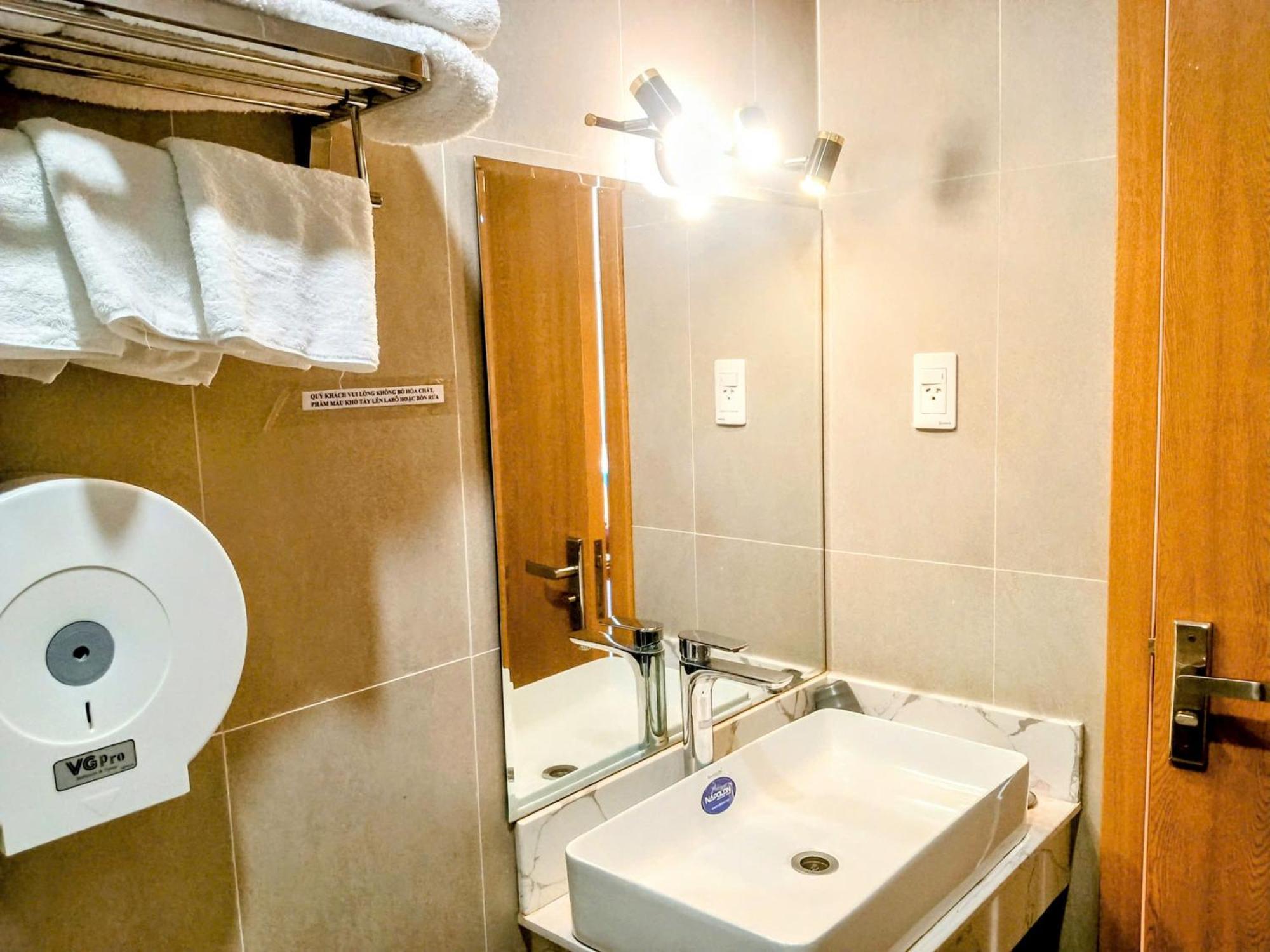 Mia Hotel Вунгтау Экстерьер фото