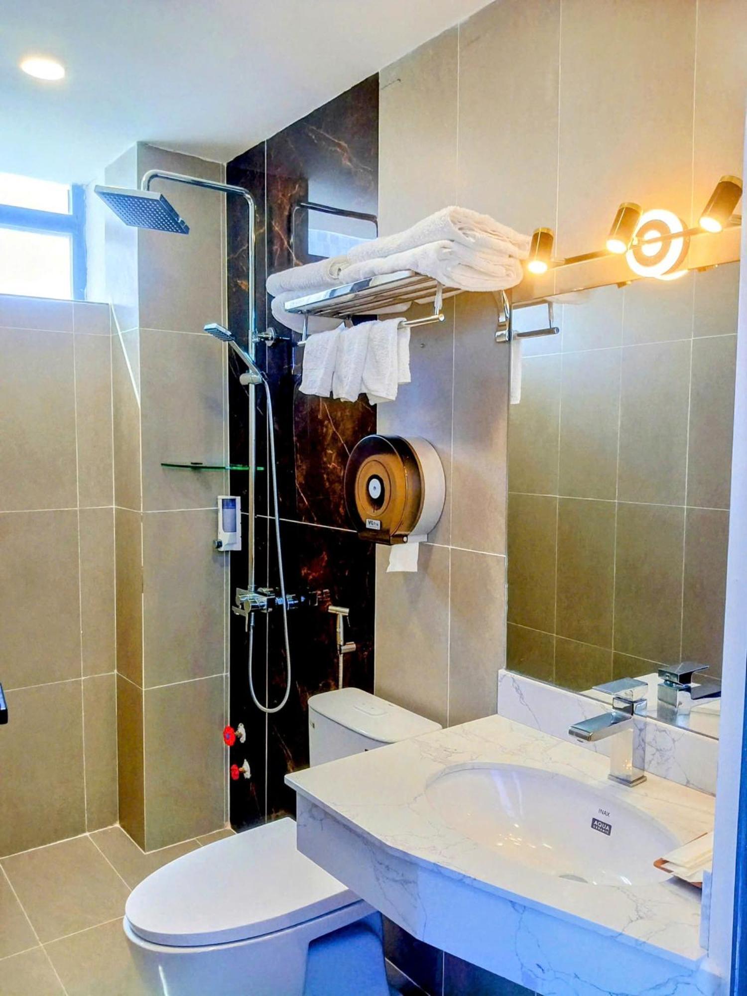 Mia Hotel Вунгтау Экстерьер фото