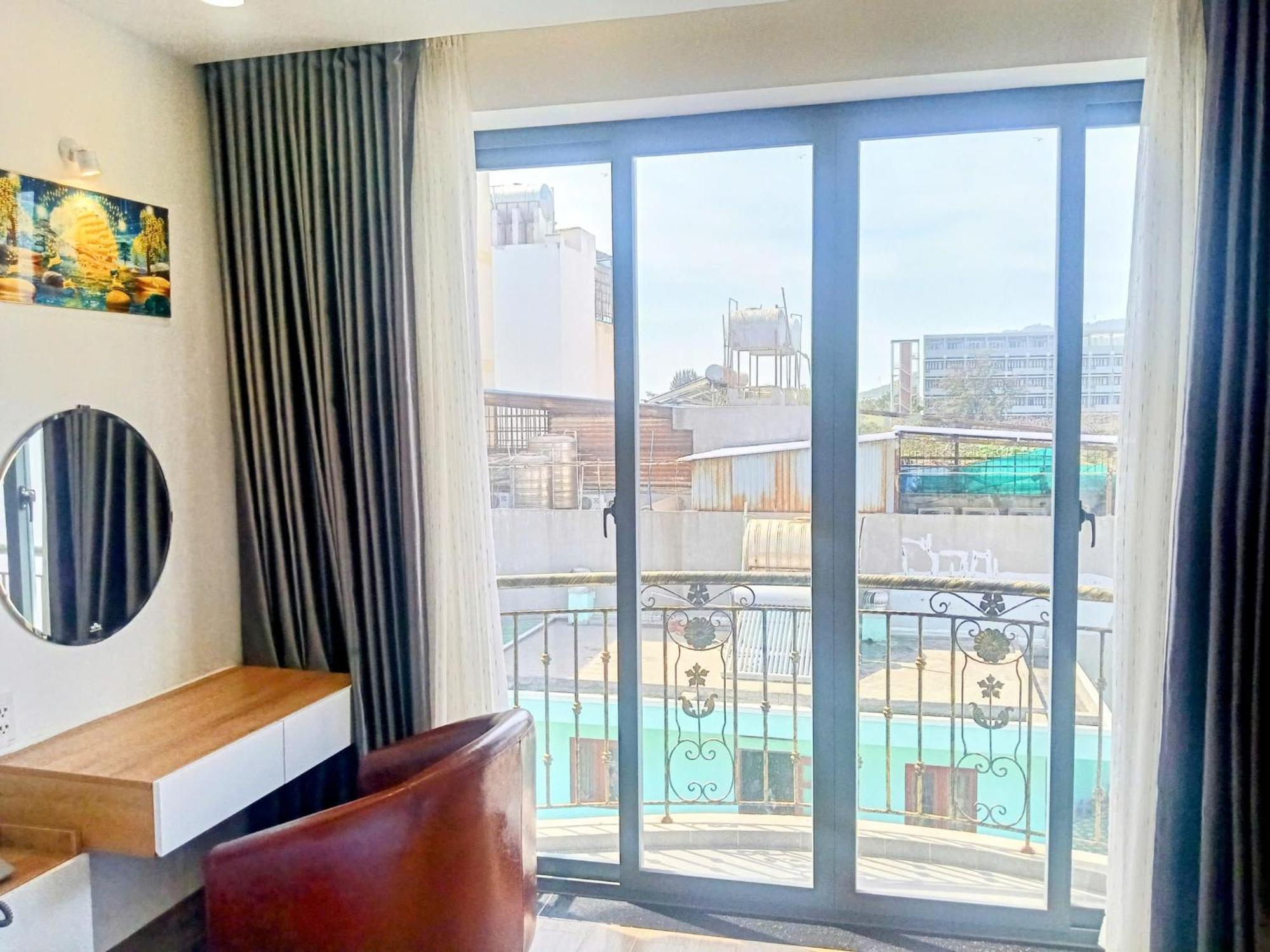 Mia Hotel Вунгтау Экстерьер фото
